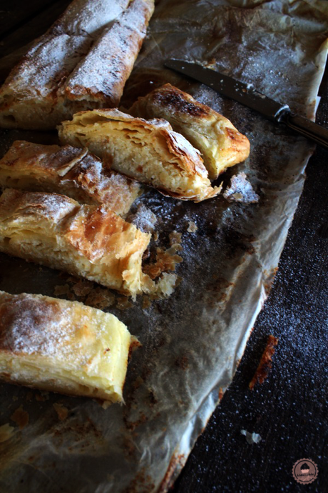 Topfenstrudel { Strudel de Requesón } Topfenstrudel { Strudel de Requesón }