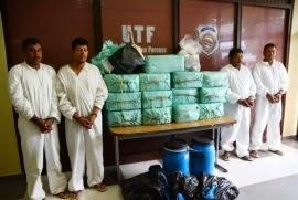 Apresados 4 colombianos con 350 paquetes cocaína.