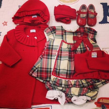 2 LOOKS Y 1 DILEMA 2 LOOKS Y 1 DILEMA