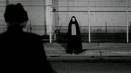 A GIRL WALKS HOME ALONE AT NIGHT (ANA LILY AMIRPOUR, 2014) #MUESTRASYFY