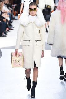 Louis Vuitton presenta su nueva colección Louis Vuitton presenta su nueva colección