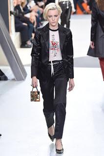 Louis Vuitton presenta su nueva colección Louis Vuitton presenta su nueva colección