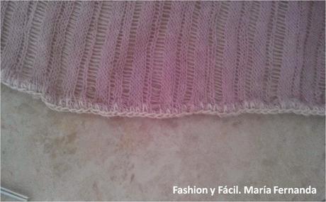 Un jersey vencedor con una puntilla a ganchillo. Un toque shabby chic ( A winner sweatre with ana crochet edge) Un jersey vencedor con una puntilla a ganchillo. Un toque shabby chic ( A winner sweatre with ana crochet edge)