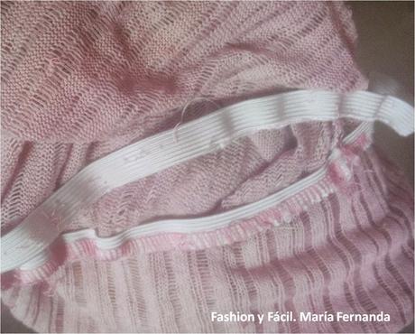 Un jersey vencedor con una puntilla a ganchillo. Un toque shabby chic ( A winner sweatre with ana crochet edge) Un jersey vencedor con una puntilla a ganchillo. Un toque shabby chic ( A winner sweatre with ana crochet edge)