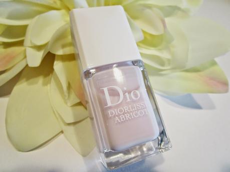 Base Coat, Diorlisse y Top Coat Abricot de Dior...El mejor cuidado para tus uñas. Base Coat, Diorlisse y Top Coat Abricot de Dior...El mejor cuidado para tus uñas.