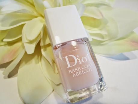 Base Coat, Diorlisse y Top Coat Abricot de Dior...El mejor cuidado para tus uñas. Base Coat, Diorlisse y Top Coat Abricot de Dior...El mejor cuidado para tus uñas.