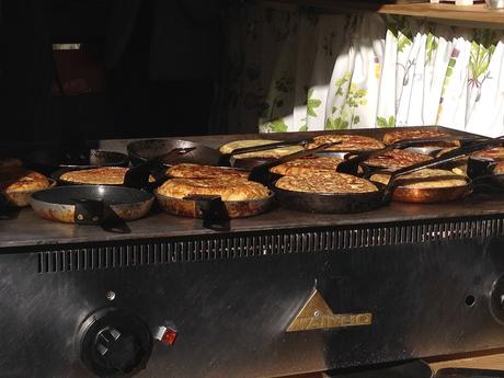 MadrEat la moda de los foodtracks llega a la ciudad Photo 15-02-15 15 47 36