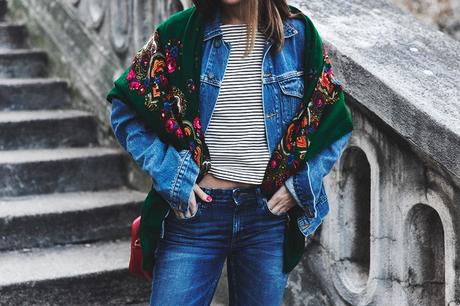 Double_Denim-Vintage_Scarf-ISabel_Marant_Sneakers-Striped_Top-PFW-Paris_Fashion_Week-Street_Style-33