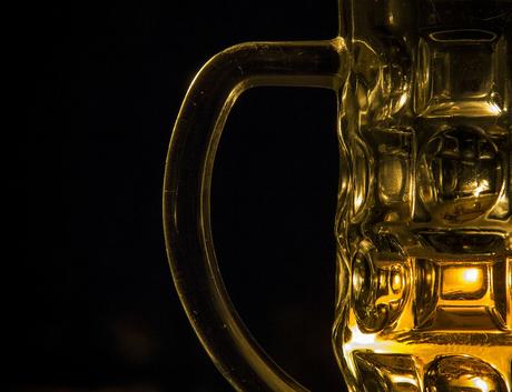 Un compuesto hallado en la cerveza podría prevenir contra el Alzheimer