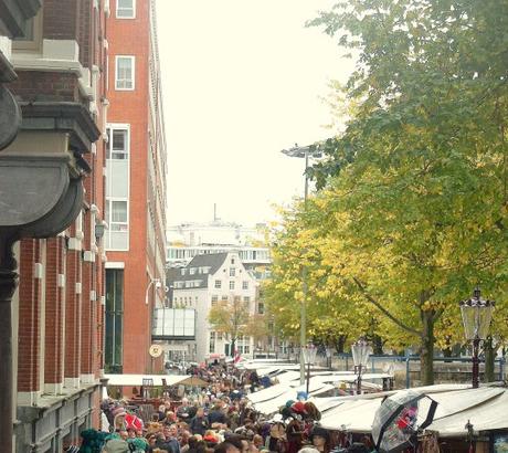 “Sintiendo la Vida” : Cuarto día en Ámsterdam Waterloopleinmarkt