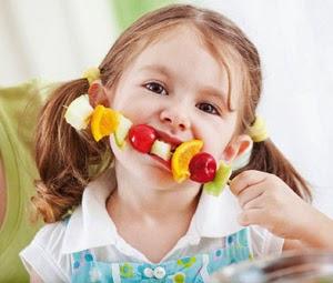 COMIDA SALUDABLE EN NUESTROS HIJOS COMIDA SALUDABLE EN NUESTROS HIJOS