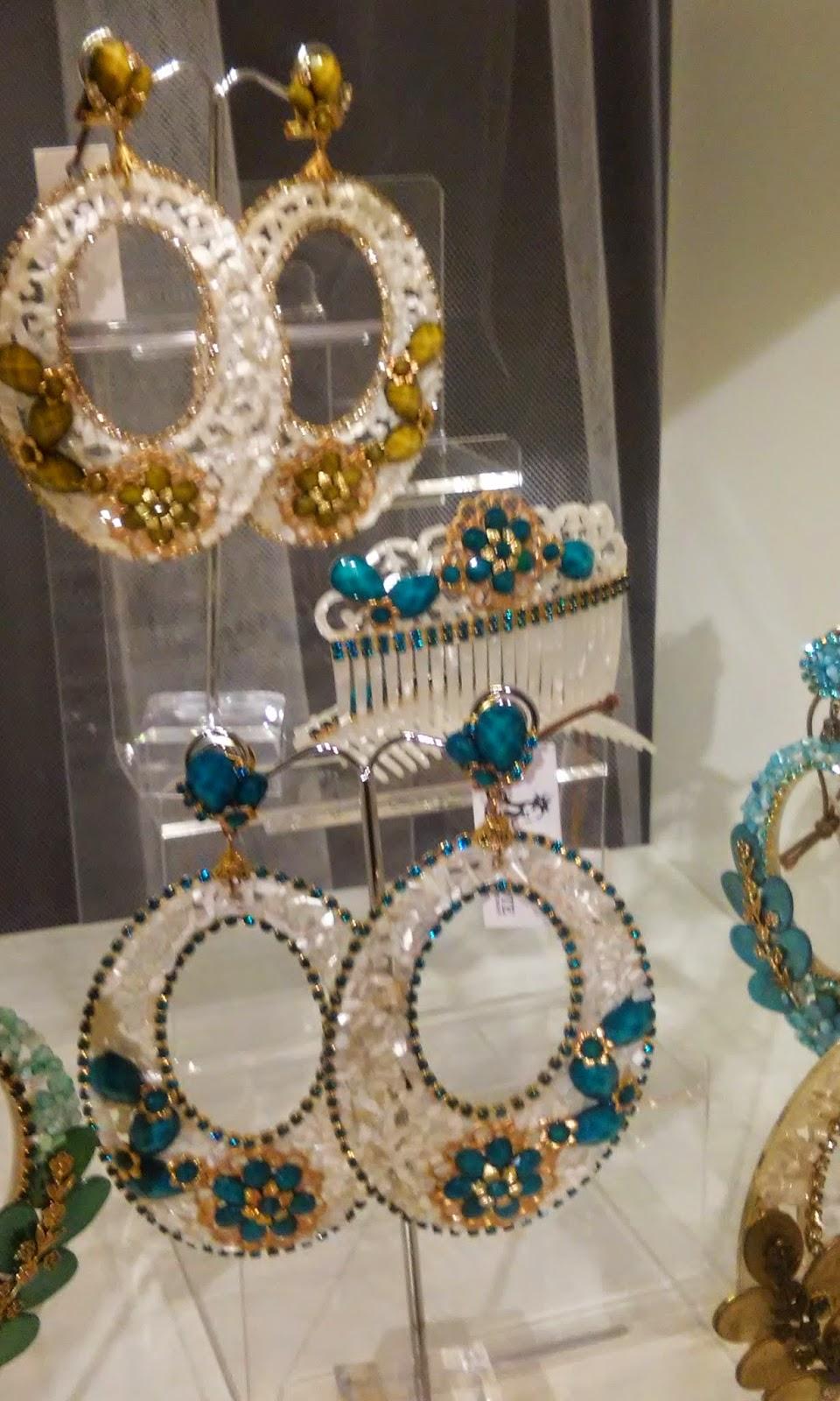 UN DESFILE DIFERENTE UN DESFILE DIFERENTE