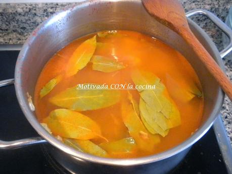 Cazuelada de patatas y calamares Cazuelada de patatas y calamares