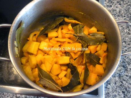 Cazuelada de patatas y calamares Cazuelada de patatas y calamares