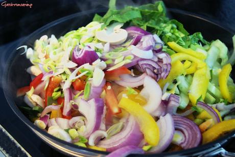Guiso de pavo con verduras al wok Guiso de pavo con verduras al wok
