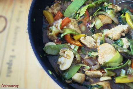 Guiso de pavo con verduras al wok Guiso de pavo con verduras al wok