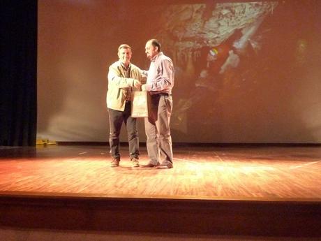 Reconocimiento a la mujer espeleóloga Reconocimiento a la mujer espeleóloga