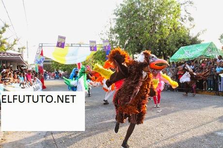 VIDEO: Grán Cierre del Carnaval Neiba 2015