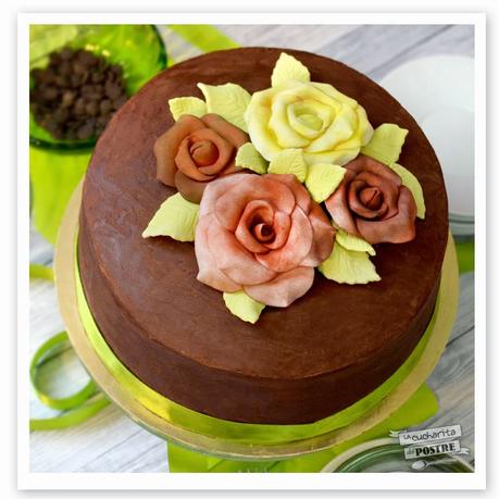 TARTA DE CHOCOLATE NEGRO Y DULCE DE LECHE / DARK CHOCOLATE AND DULCE DE LECHE LAYER CAKE TARTA DE CHOCOLATE NEGRO Y DULCE DE LECHE / DARK CHOCOLATE AND DULCE DE LECHE LAYER CAKE