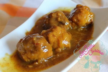 ALBONDIGAS EN SALSA DE CEBOLLA Y AZAFRÁN ALBONDIGAS EN SALSA DE CEBOLLA Y AZAFRÁN