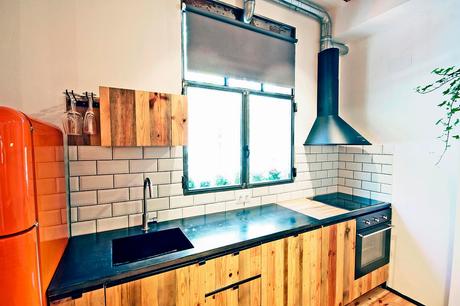 Apartamento en Barcelona diseñado con objetos reciclados. Apartamento en Barcelona diseñado con objetos reciclados.
