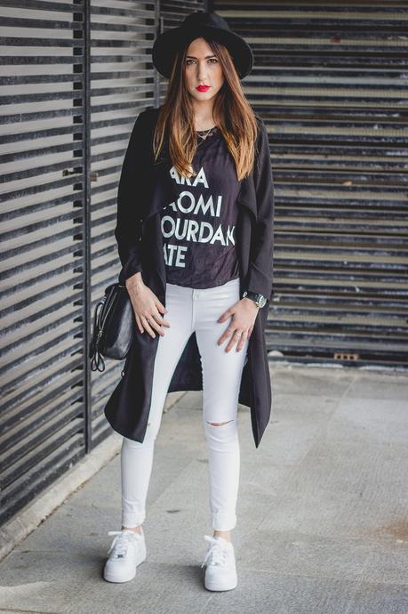 Cara, Naomi, Jourdan, Kate... Cara, Naomi, Jourdan, Kate...