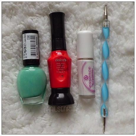 Nail Art Marinero en verde con corazon Nail Art Marinero en verde con corazon