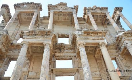 Biblioteca de Celso de Éfeso
