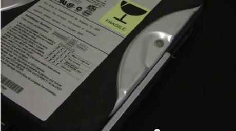 Sonidos de un viejo disco duro IDE realizando tareas Sonidos de un viejo disco duro IDE realizando tareas