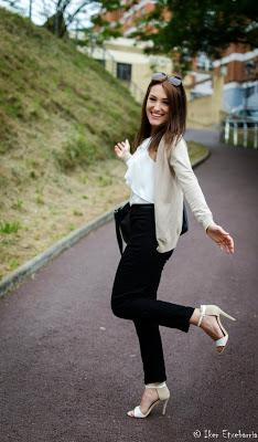GUEST BLOGGER MARZO 2015 #04 : Entrevistando a...LOS PILARES DE LA MODA GUEST BLOGGER MARZO 2015 #04 : Entrevistando a...LOS PILARES DE LA MODA
