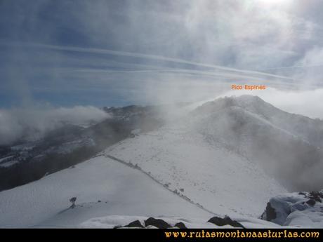 Ruta Carabanzo, Ranero: Vista del Espines desde el pico Ranero