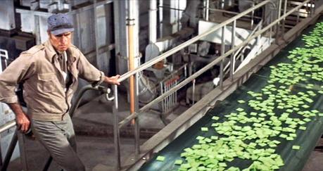 Film still from Soylent Green (1973) / Metro-Goldwyn-Mayer Charlton heston soylent green Cuando el destino nos alcance