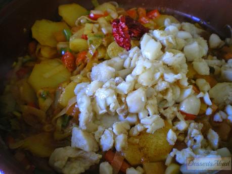 Arroz con bacalao y langostinos (Bacalao desmigado) Arroz con bacalao y langostinos (Bacalao desmigado)