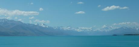 Postales azules, blancas y verdes desde Wanaka Colores a la orilla del lago Pukaki