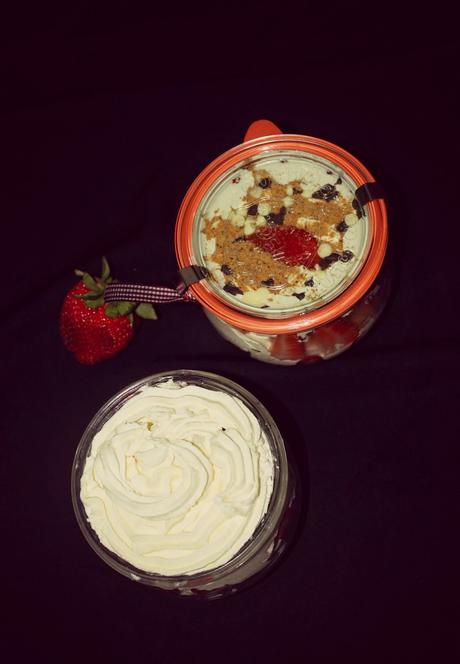 COPA FRESAS CON CREMA MASCARPONE COPA FRESAS CON CREMA MASCARPONE