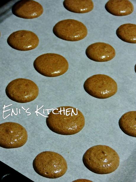 Pastelitos de chocolate con relleno de Nutella Pastelitos de chocolate con relleno de Nutella