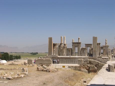 Cómo por un mal pronto se acabó destruyendo Persépolis