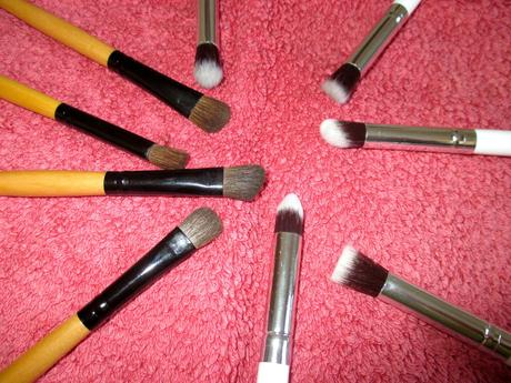 Mis brochas, Cómo las uso. NATURAL O SINTÉNTICAS?? AMBAS . CONSERVACIÓN brochas, brochas de maquillaje,