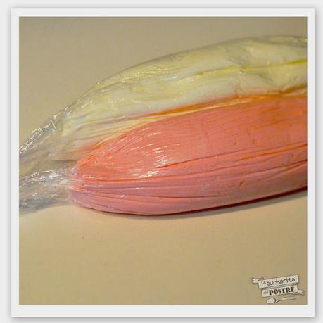 CUPCAKES BICOLORES DE CHICLE / TWO COLOURED CHEWING GUM CUPCAKES CUPCAKES BICOLORES DE CHICLE / TWO COLOURED CHEWING GUM CUPCAKES