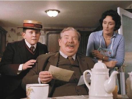 Reseña: Harry Potter y la piedra filosofal, de J.K.Rowling Reseña: Harry Potter y la piedra filosofal, de J.K.Rowling
