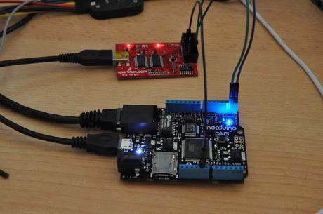 Netduino Plus connected to the Bus Pirate Envío de tweets con Netduino+