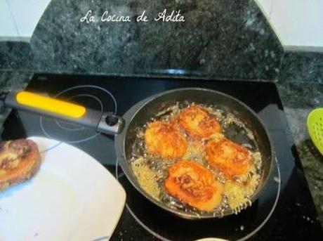 Torrijas de leche, con pan brioche Torrijas de leche, con pan brioche
