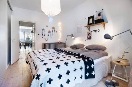 tendencias productos muebles estilo nordico escandinavia estilonordico estilo moderno interiores interiores decoracion interiores 2 decoracion dormitorios 2 decoracion de salones 2 decoracion decoracion comedores 2 cocinas modernas blancas cocinas blancas interiores accesorios lamparas de diseño colgantes Lámparas colgantes bombilla y flexos lámparas bombilla estilo nórdico escandinavo decoración salones comedores decoración interiores decoración iluminación nórdica decoración blanco negro cable lámparas textiles de colores blog decoración nórdica