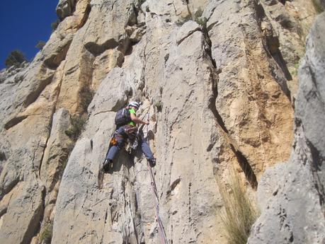 Esclada en el Puig Campana: Espolón Central 450mt V