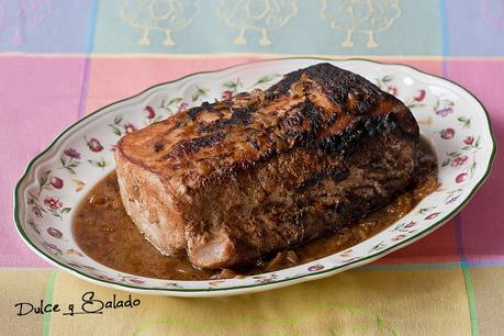 Cinta de Lomo con Miel, Mostaza y Cebolla Caramelizada Cinta de Lomo con Miel, Mostaza y Cebolla Caramelizada
