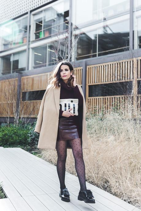 OUI Oui_clutch-Clare_vivier-Burgundy_Total_Look-Street_style-Outfit-Collage_Vintage-24