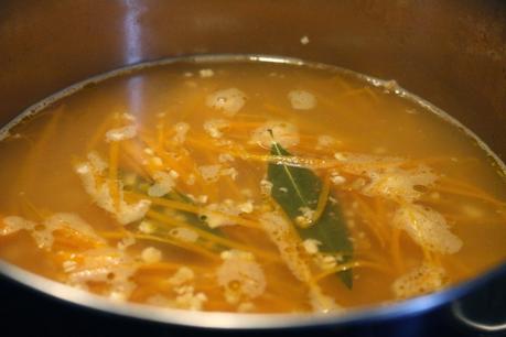 SOPA DE ZANAHORIA CON AVENA AL AROMA DE COMINO SOPA DE ZANAHORIA CON AVENA AL AROMA DE COMINO