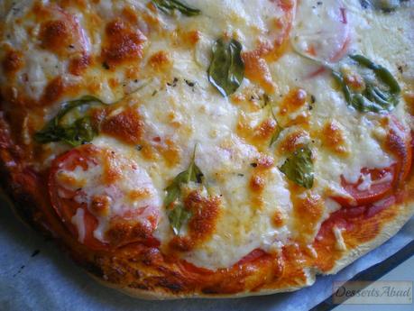 Pizza margherita {Pizza Margarita} Pizza margherita {Pizza Margarita}