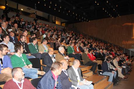 Expertos internacionales debaten sobre el mercado de los productos tropicales en una jornada técnica celebrada en la Diputación