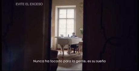 La historia de un pianista que hizo su sueño realidad.